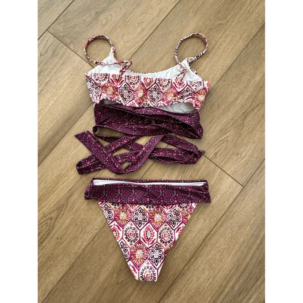 VENUS Printed Bikini Set in Red and Purple - Size Small